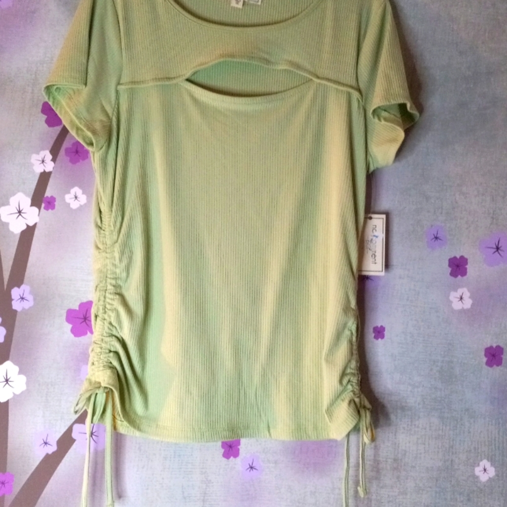 Woman's top drawstring sides green 1X. New